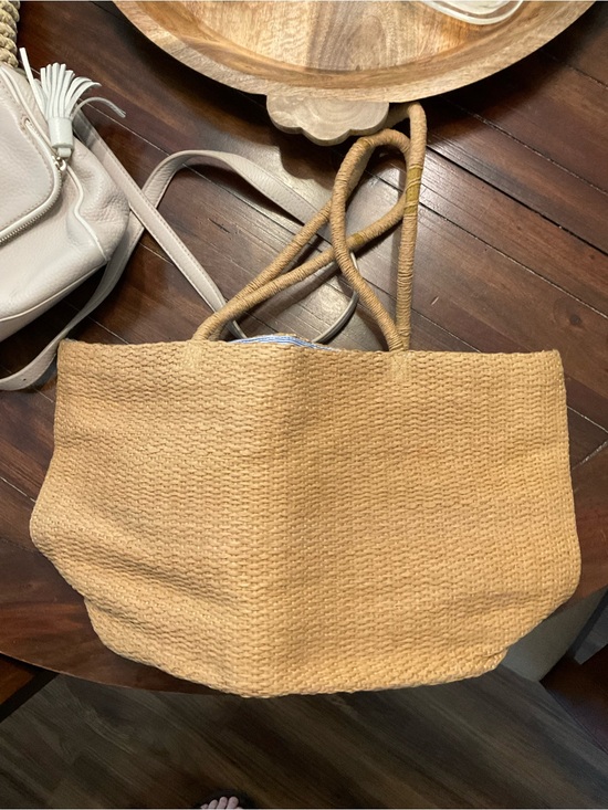 J. Crew Handbags - J. Crew Woven Straw Tote in Tan